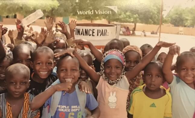 カンボジア王国の子供達の写真