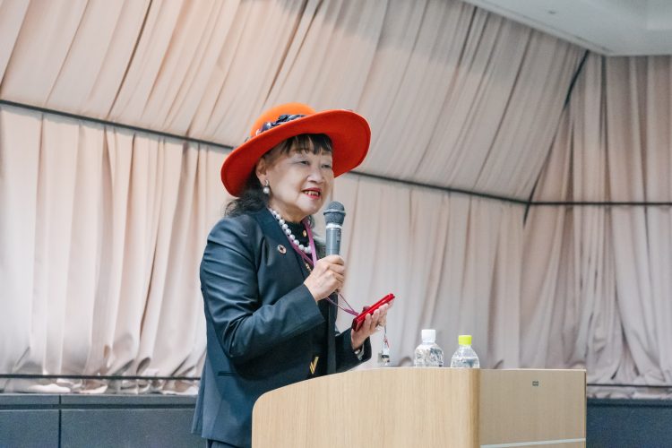 アパホテル社長:元谷芙美子(もとやふみこ)さんを招いた公演会が無事終了しました
